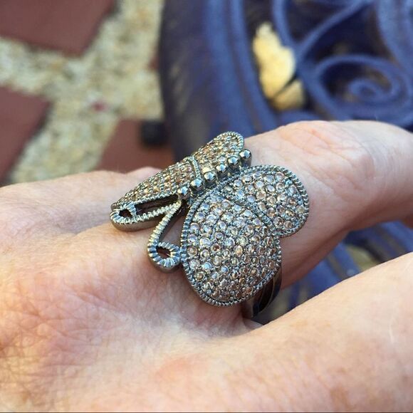 Brass butterfly ring ruthenium AAA grade CZ Ring - Picture 9 of 11
